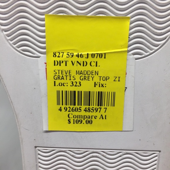 Steve Madden Gratis Grey Top Zip Shoes - Picture 9 of 9